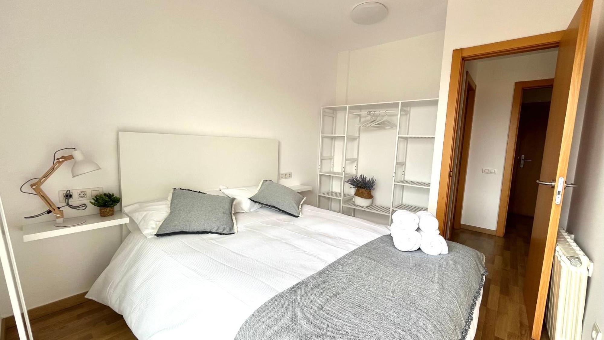 Apartamento Con Terraza By Prestigi تيراسا المظهر الخارجي الصورة
